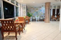 Lomsabai Apartments