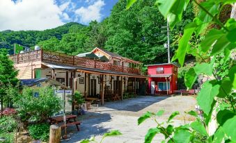 Gapyeong Yongchu Sarang Pension