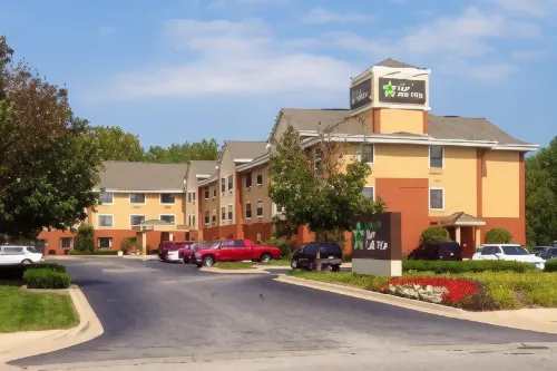 Sonesta Simply Suites Lansing Hotel a Munster