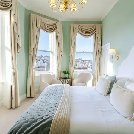 The Royal Hotel