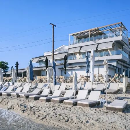 Alpha Luxury Suites