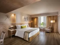 Sarovar Premiere Jaipur Hotels near Birla Mandir, Jaipur