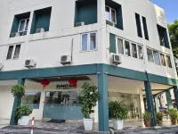 Sunstone Hotel Hotels near Cathedral of the Holy Spirit