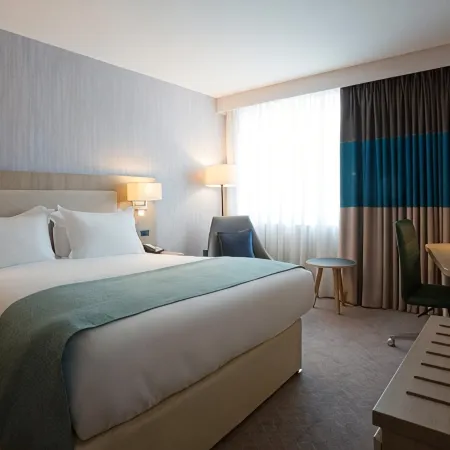 Holiday Inn MANCHESTER - CITY CENTRE by IHG Отели рядом с достопримечательностью «Концертный зал O2 Apollo Manchester»