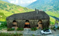 Arista Homestay - สระว่ายน้ำแบบอินฟินิตี้