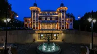 Z8 Prémium Apartman Hotel di 