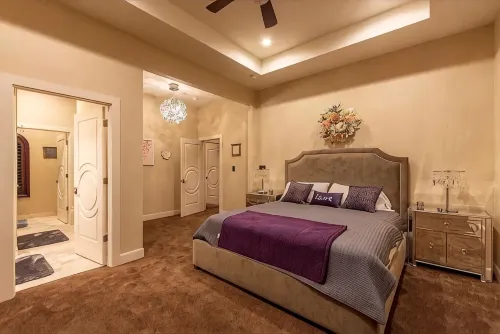 Luxury Spacious Stay