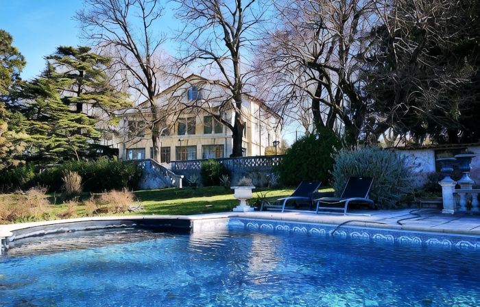 Manoir Le Roure (Hôtel-Spa-Restaurant)