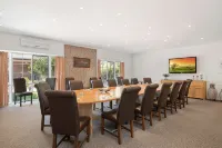 Country Plaza Halls Gap