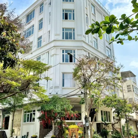 Blue Sea Luxury Hotel & Apartment Vung Tau Отели рядом с достопримечательностью «Пляж Фронт-Бич»