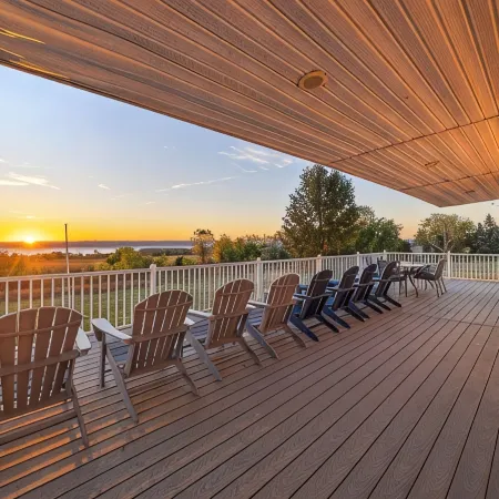 Panoramic Lake View Retreat with Firepit! Centrally Located on Wine Trail!