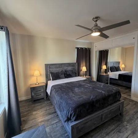 Cheerful 2 br/1 full bath home near SoFi/Beaches