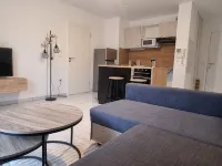 Apartment Pessac- Ideal location Hotels in Pessac