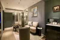 Peninsula International Hotel - 4 stelle