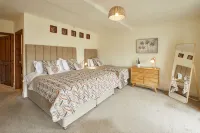 Host & Stay | Harbour View House - Villas