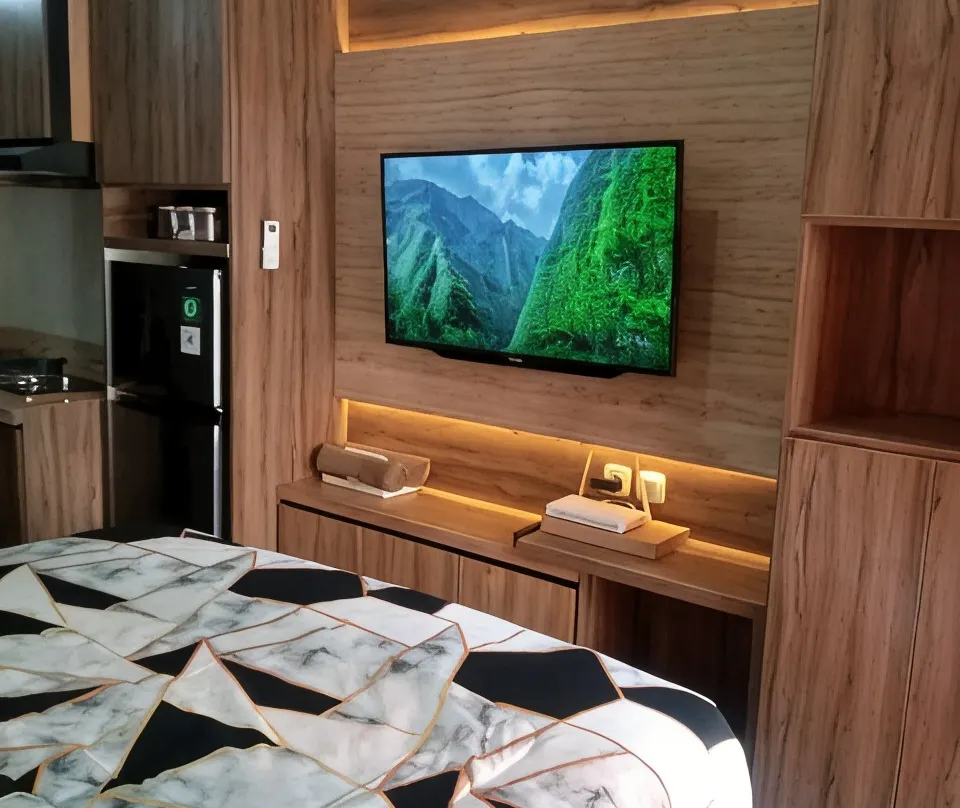 Apartemen Transpark Juanda Bekasi By Ilfal - Bekasi