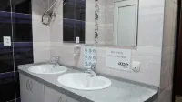 Apple Hostel Bishkek - 2-Star