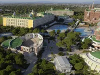 Kremlin Palace Hotels near Kadriye Beach
