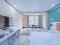 Dingyuan Business Hotel (Caihong Street)
