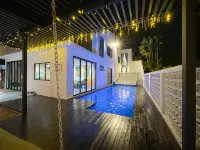 The Luxurious 27, Johor Bahru  호텔