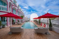 Hotel Midtown Ratsada - プール