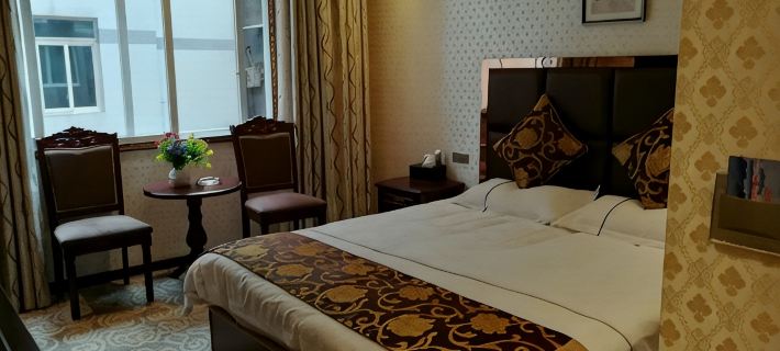 Yanjin Yunfeng Business Hotel Hotéis em Condado de Yanjin