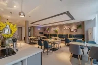 Homeinn Superior Hotel (Hefei Baohe Wanda Plaza Anhui Provincial People's Stadium) - 3-Star