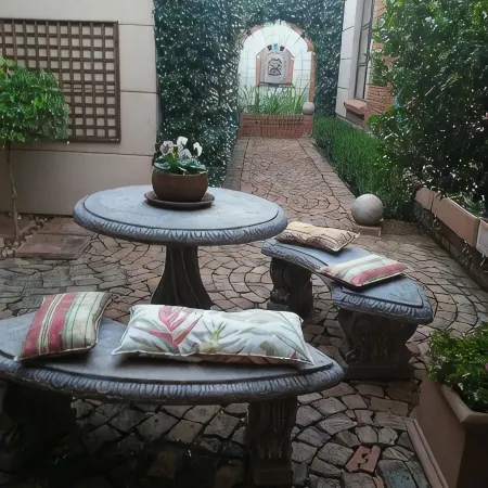 Primavera Guest House