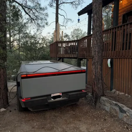 A Luxurious Prescott Log Cabin, 1 Mile to Downtown.