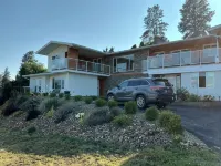 THE LAKEVIEW LOOKOUT, 1 Bedroom - Sleeps 2- walking distance to Lake & Wineries. - Wifi