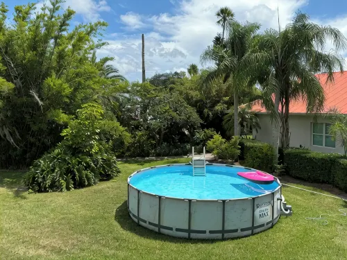 2-bedrooms 2-baths with PICKLE BALL, TENNIS, BATTING CAGE, BASKETBALL, & POOL.
