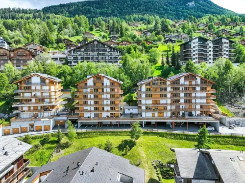 3 Bedroom Apartment Nendaz, Switzerland. 5 mins walk to tracouet gondala. - Wifi