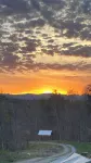 Cozy Mountain Yurt Retreat – in the Heart of Marshall, NC