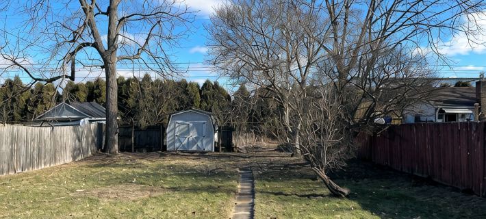 The Colorful Cottage- Historic Gem Near Downtown Hotels in Miami County