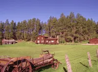Sky View Log Cabin- Off the beaten trail yet close to all the main attractions! - Chalets