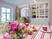 Beautiful vacation home in a large park with mountain views - 무료 와이파이