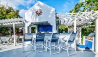 Grace Bay Beach Ocean Villas, Gardenia Villa. Rated #1 On Trip Advisor. - 2성급