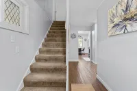 Charming Downtown Coeur d'Alene 2-Bedroom Home - Homestays