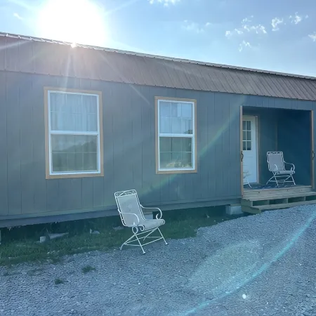 Crawdad Cabin - Minutes from Grand Lake O’ The Cherokee@Grand Getaway RV Park