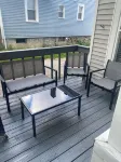 Charming 2-bedroom apartment with AC, WiFi, in The Historic Ashtabula Harbor