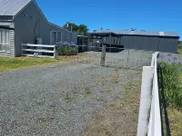 Farm cottage in 2.3 acres. Fully renovated for your comfort. Hotels in Orbost