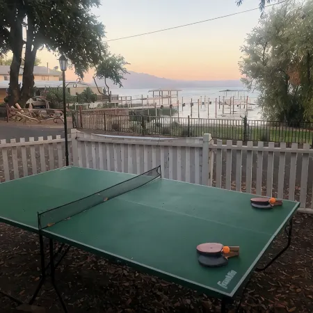 All Inclusive Amenities &Tax.Kayak,Sup,Pedal Boat,PingPong, Pickleball,Movie Nt