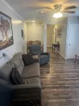 Bourbon Oak Hideaway 2 offers a 2 bed 2.5 bath apartment in historic Bardstown. - Apartments
