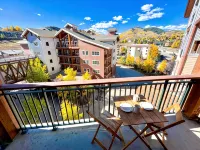 Retreat in the Heart of Mt Crested Butte!  Skin-In/Out - Studio/Pool/Hot tub
