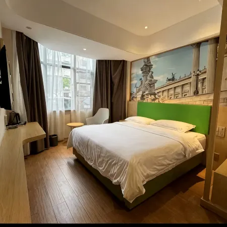 Luqi Apartment