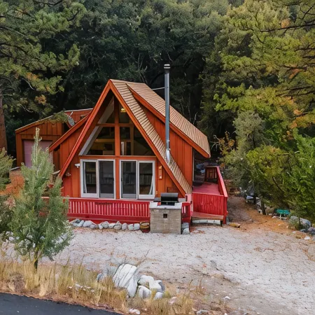 Forest Dream Retreat: A-Frame Cabin/Hot Tub/Games