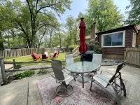 Walk to ND-Dogs Welcome-Sleeps 14-Family Paradise-Fire Pit-Swing Set-Fenced Yard - 2 estrellas
