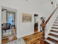 Historic home half a mile from Downtown Denison and minutes to Lake Texoma. Hotele w: Denison