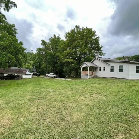 Cozy Country Home for all ATV Riders! Direct Access to Tackett and Royal Blue!