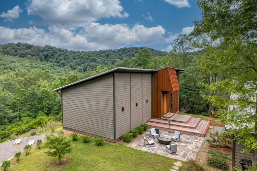 Luxury Mountain Retreat w/ Hot Tub, Grill & Fire Pit Near Asheville, NC